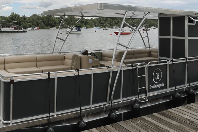 2 hours / Sightseeing Boat cruise Drinks Included - Pobednik monument: a 1928 victory symbol you can spot fast