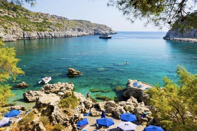 3 Hour Yellow Semi Submarine Swimming Cruise with Drinks Included! - On-board drinks: Beer and soft drinks, and how to make them work for you