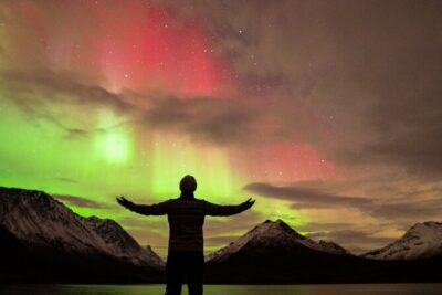 7 hours Tromsø Aurora Tour: Photos, snacks & warm drinks included - The 6:00 pm Start: Your Evening Schedule in Plain Terms
