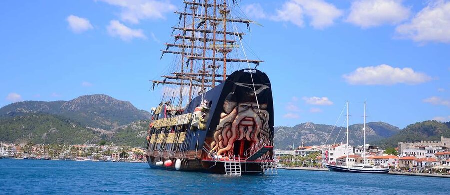 Alanya Barbossa Pirate Boat Tour with Soft Drinks Included - Lunch and Soft Premix Drinks: What’s Included and What Costs Extra