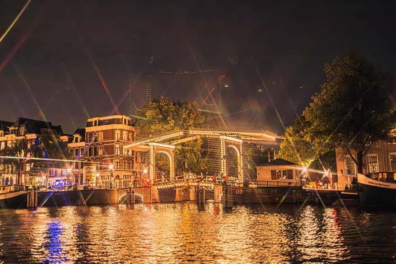 Amsterdam: The Bulldog Boat Smoke and Booze Cruise - Your canal belt route: Old City Wall to the Amstel