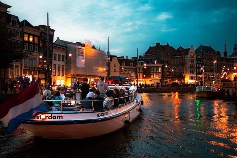 Amsterdam: The Bulldog Boat Smoke and Booze Cruise - Price and value: is $28 actually fair here?
