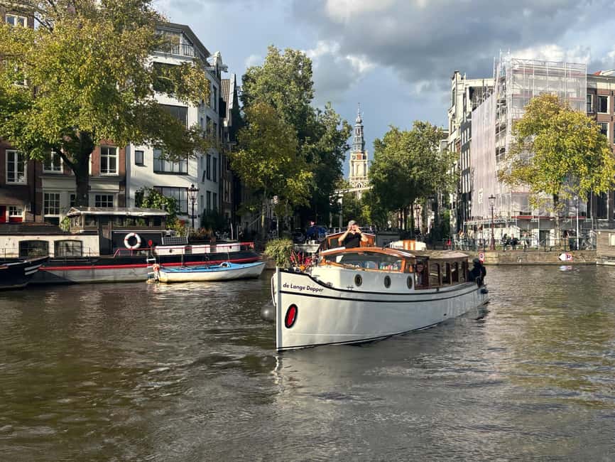 Amsterdam: The Bulldog Boat Smoke and Booze Cruise - Two departure options: Central Station vs Leidseplein