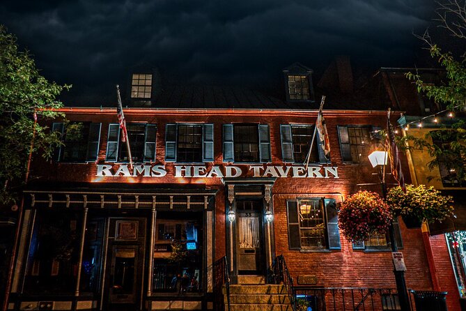 Annapolis Ghost Tours Boos & Booze Haunted Pub Crawl - Middleton Tavern: Roland and the Nearly 300-Year-Old Setting