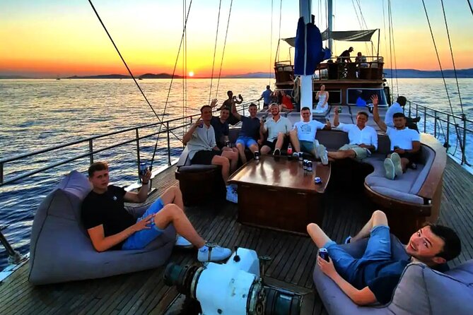Athens Riviera Sunset Cruise with Snacks and Drinks Included - Drinks and Snacks: What’s Included, What’s Limited