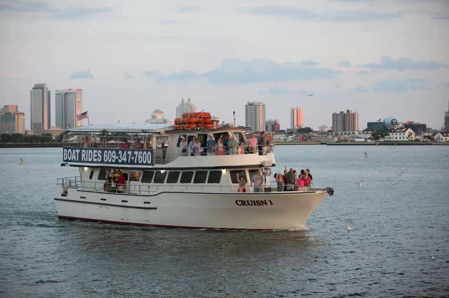 Atlantic City: Happy Hour Cruise - Atlantic City at Dusk, Served With a Side of Music