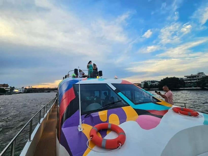 Bangkok : Chaophraya Booze Cruise – Drinks Onboard - Key things to know before you go