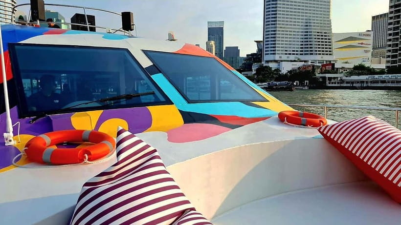 Bangkok : Chaophraya Booze Cruise – Drinks Onboard - A 2-Hour River Night That Doesn’t Eat Your Budget