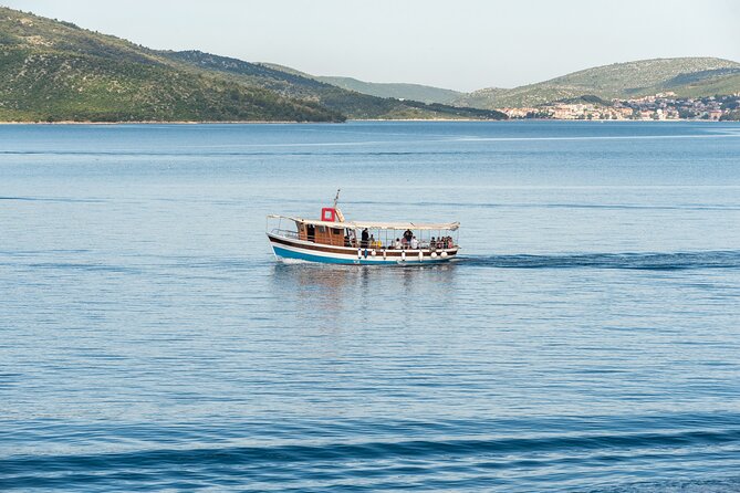 Blue Lagoon 3 Islands Tour with Lunch and Drinks Included - Maslinica on Šolta: A Short Village Break With Castle-Spotting Energy