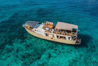 Blue Lagoon and 3 Island Boat Tour with Food and Drinks Included - Blue Lagoon on Drvenik: the crystal-clear water moment