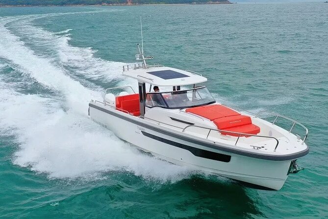 Booze Cruise & Sandbar - Stop 3: Barnes Sound sandbar BYOB break (when weather cooperates)