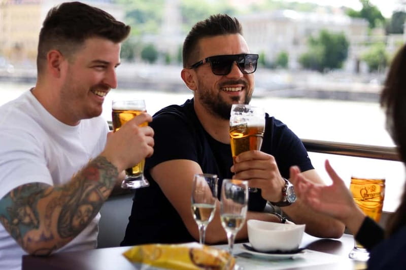 Budapest: Happy Hour Sightseeing Cruise - Quick Practical Tips to Make It Go Smooth