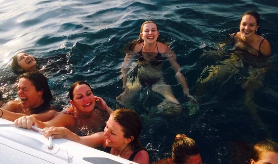 Capri: 2-Hour Boat Tour with Happy Hour - Price and Value: $105 for a Short, All-In Water Experience
