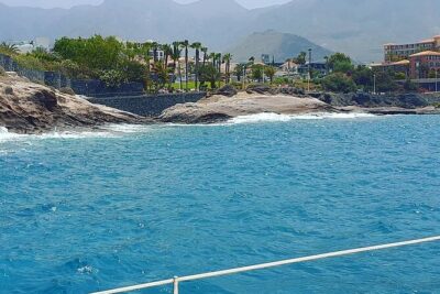 CATAMARAN OCEAN CRUISE TOUR, Food & Drinks included! - Getting on board at Club Náutico Puerto Colón de Adeje