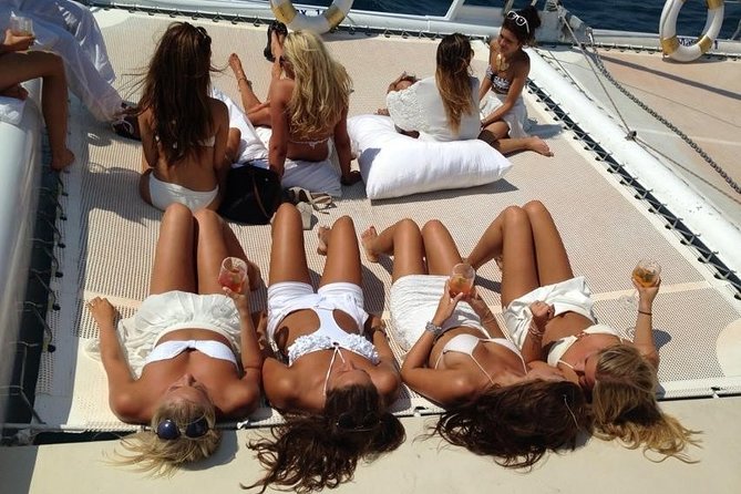 Catamaran trip with other groups along the Costa Brava. Saturday. - Sailing Along the Costa Brava: Views and Time That Actually Feels Short