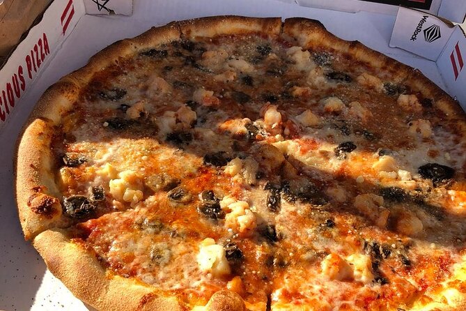 Christmas Cove and Pizza Pi Happy Hour Sail Tour - Key things to know before you go
