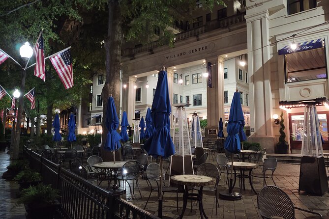 DC Ghosts Boos and Booze Haunted Pub Crawl By US Ghost Adventures - Willard Hotel’s Round Robin Bar on Pennsylvania Ave for Grant fans