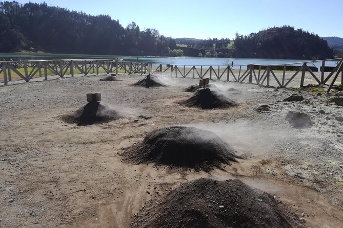 Full Day Jeep Tour Furnas with lunch (Cozido) and drinks included - Jeep Ride Details: Off-Road Fun and Comfort Tips