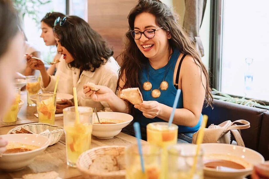 Guided Tipsy Food Tour with Drinks Included in Budapest - District 7 and Kazinczy Street Synagogue: The Cultural Setup