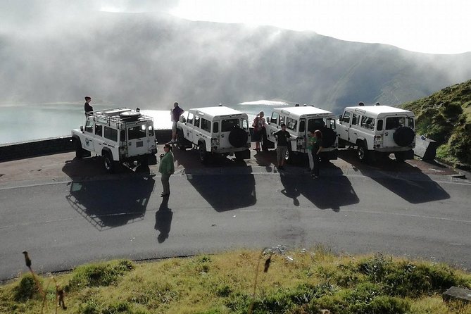 Jeep Tour Full Day Sete Cidades & Lagoa do Fogo with lunch and drinks included. - Pico da Barrosa: When the Island Changes Height