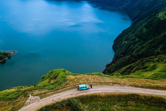 Jeep Tour Full Day Sete Cidades & Lagoa do Fogo with lunch and drinks included. - Stop 1: Caldeira das Sete Cidades and the Rim-Walk Reality