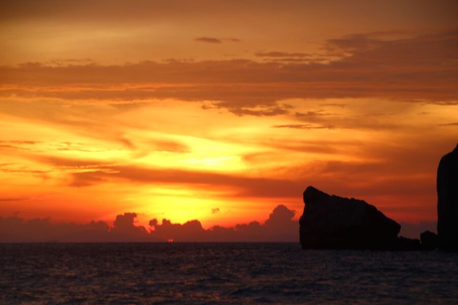Koh Phi Phi: Captain Bob's Private Booze Cruise - Captain Bob’s Private Booze Cruise: What Makes the 5 Hours Feel Special