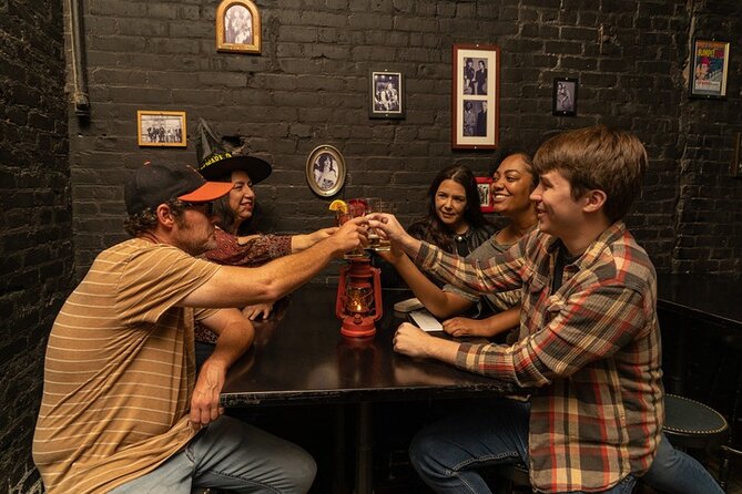 LA Ghosts Boos and Booze Haunted Pub Crawl - Hollywood Boulevard starting point: easy to find, easy to follow