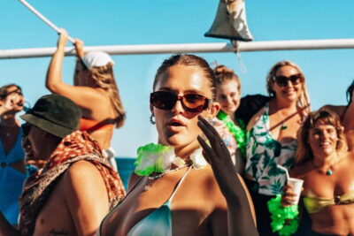 Lagos: Booze Cruise - Getting on Board: 484G+XC Lagos and the 3-Hour Timing