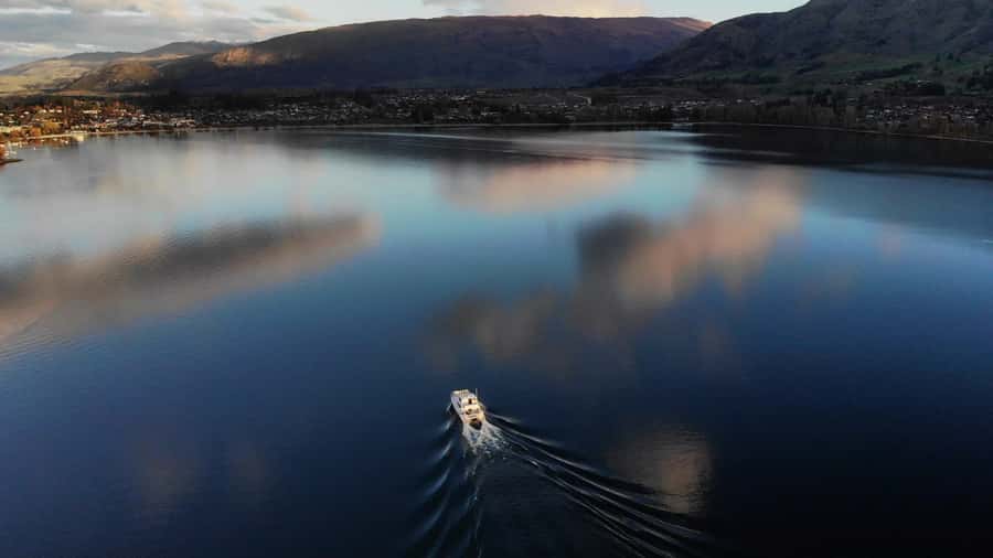 Lake Wanaka Happy Hour Cruise - Lake Wanaka Happy Hour Cruise: A Short, Pretty Evening on Purpose