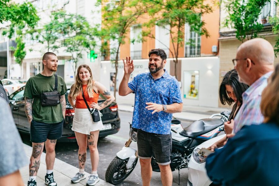 Madrid: Food & Wine Tour with 10 Tapas & 4 Drinks Included - Who this tour is best for