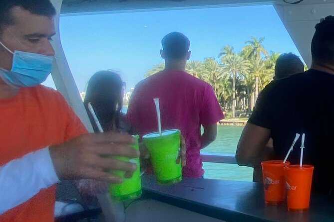 Miami Skyline: Happy Hour Cruise Music & Cash Bar - Setting Sail From Biscayne Bay: What You’re Really Buying