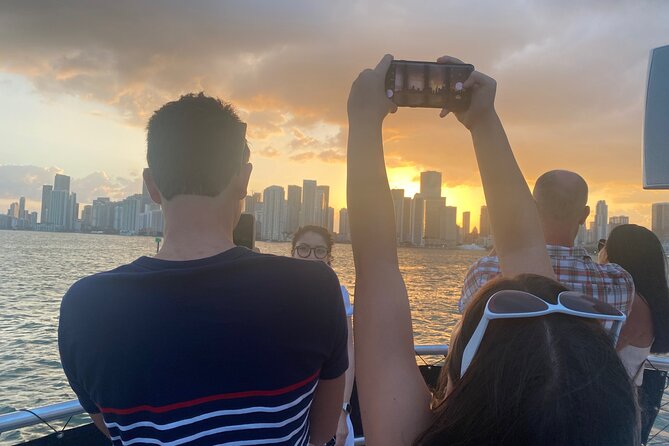 Miami Skyline: Happy Hour Cruise Music & Cash Bar - Sunset Light vs. Real-Time Delays: How to Time Your Expectations