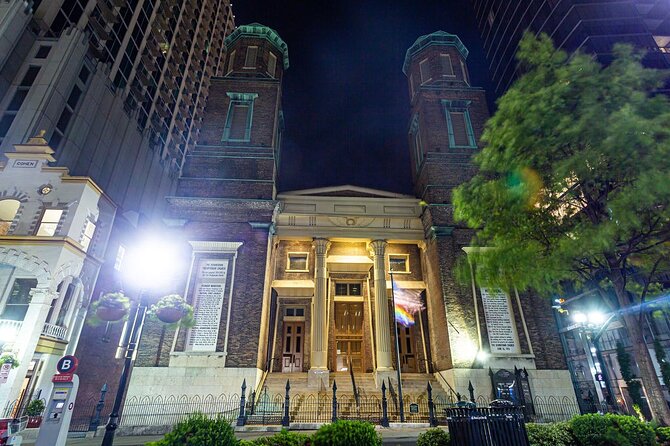 Nashville Ghosts: Adults-Only Boos and Booze Haunted Pub Crawl - Stop 3: Tootsies Orchid Lounge, musicians’ stories, and a Civil War past