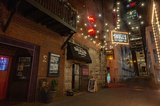 Nashville Ghosts: Adults-Only Boos and Booze Haunted Pub Crawl - How the guides make the difference (and which styles I’d expect)