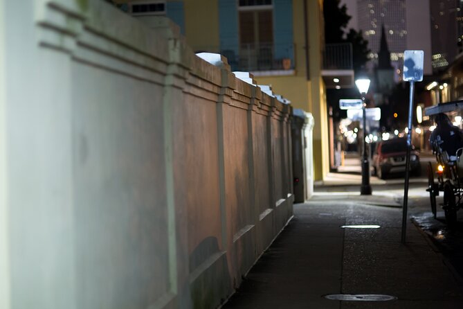 New Orleans Ghosts Boos and Booze Haunted Pub Crawl - What you’re really buying for $36 in New Orleans