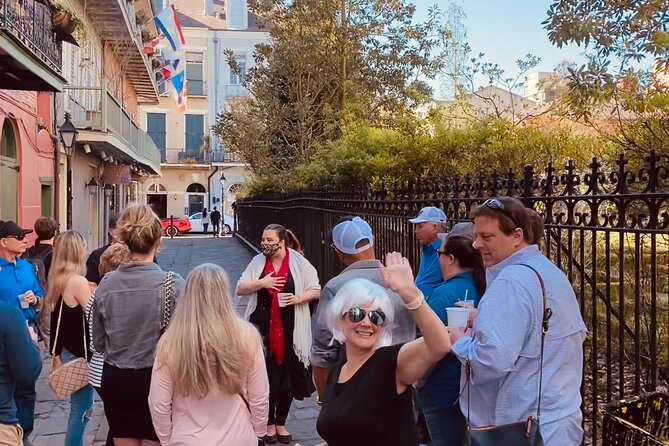 New Orleans Happy Hour Ghost Walking Tour Pub Crawl - Price and What You Really Get for $32.50