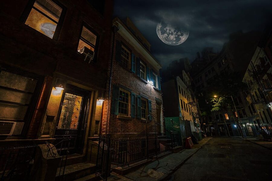 NYC: Boos & Booze Haunted Pub Crawl - Marie’s Crisis Cafe: spectral balls of light and a legend you’ll remember
