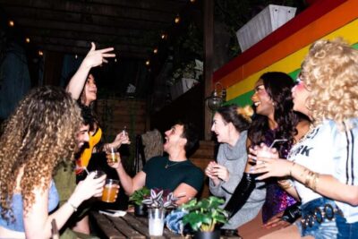 NYC: Drag Highlights - Bar Crawl & Show – Drinks Included! - Stop 1 at the bar crawl start: a warm-up drink and quick orientation