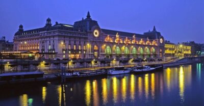 Paris: Happy Hour Evening Cruise on the Seine River - The monuments you glide past: Tuileries, Louvre, and the Île de la Cité zone
