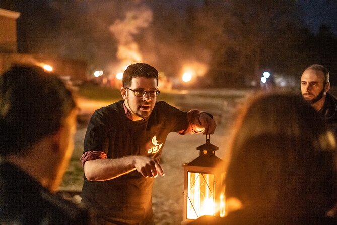 Philly Ghosts Boos and Booze Haunted Pub Crawl - Independence Hall and the first US Bank: ghosts with real names