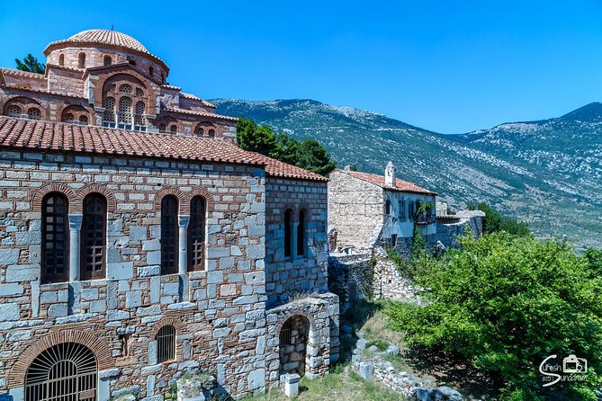 Private Delphi and Hosios Loukas Monastery - Great Lunch and Drinks Included - Driving time, pacing, and how the day stays comfortable