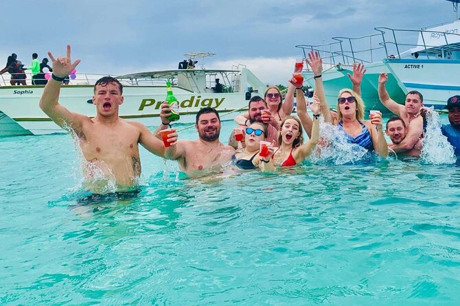 Punta Cana Booze Cruise, Snorkeling, Bar Entertainment Open Bar - Sandbar Natural Pool Swim: The Main Water Moment