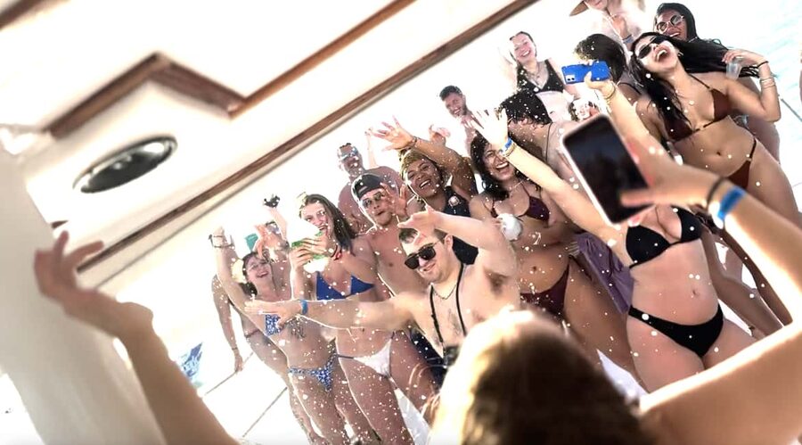 Punta Cana: Booze Cruise with Snorkel and Natural Pool Stop - Price vs value: is $59 a fair deal?