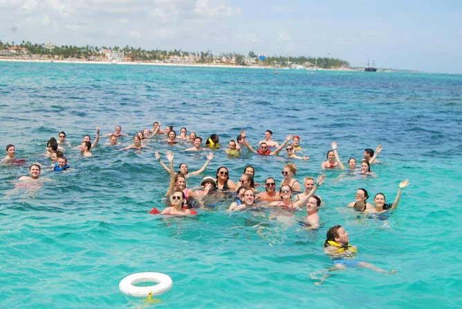 Punta Cana Booze Cruise with Snorkeling, Natural Pool & Open Bar - Price and value: what $69 buys you