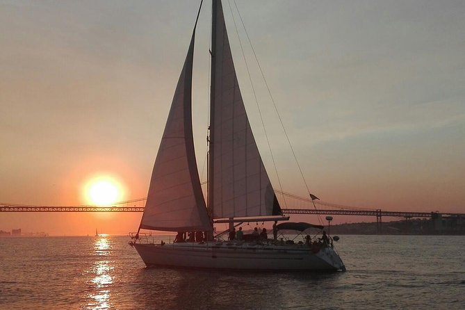 Sailboat Tour in Lisbon with drinks included | Morning and Sunset - Why this Lisbon sail feels worth the time