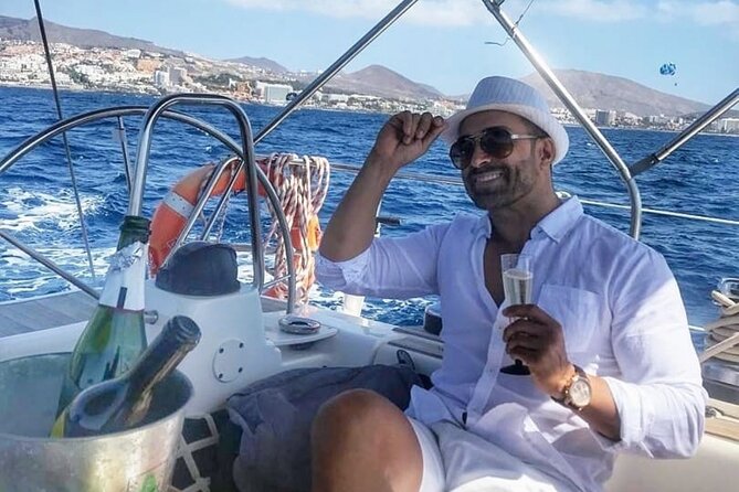 SAILING YACHT EXCURSION TOUR, Food & Drinks included! - Snorkeling and Swim Time: Gear Included, Safety Taken Seriously