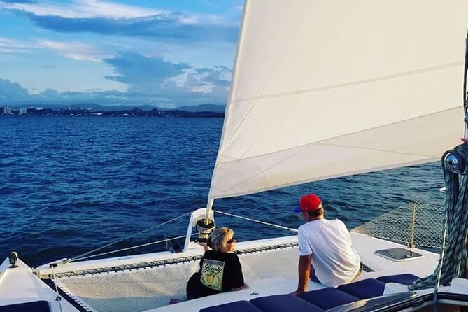 San Juan Bay Day Sail with Drinks Included - Boarding rules that matter: ID, shoes, and the early check-in