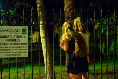 Savannah Ghost Tour for Adults ALL Alcoholic Drinks Included - Colonial Park Cemetery at Center Stage (Sunlight Matters)
