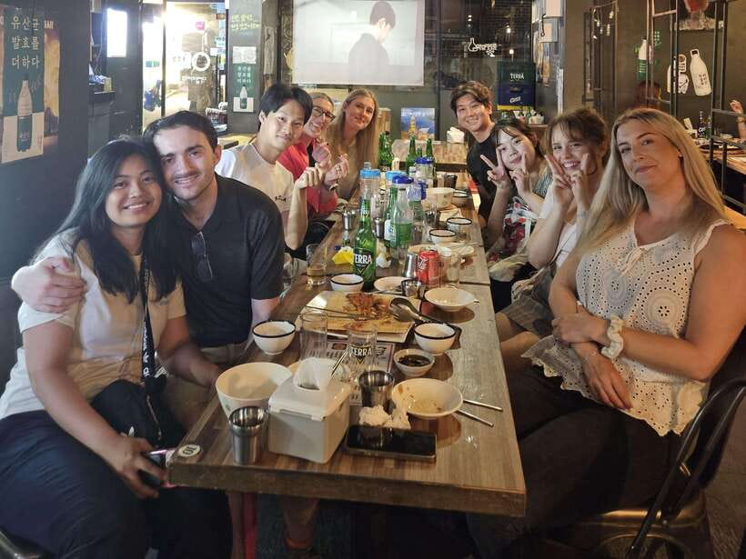 Seoul: Korean Drinking Games Night (non-drinkers welcome) - The local bar setup: guided game play with Taeseong