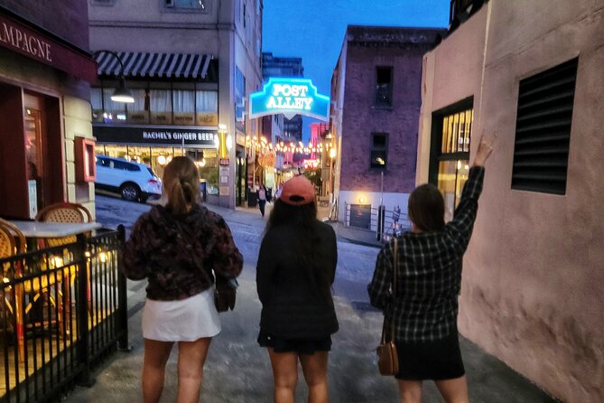 Spirits Unleashed: Ghost Hunting and Booze at Pike Place Market - Why Pike Place Market Feels Haunted at 5:00 pm